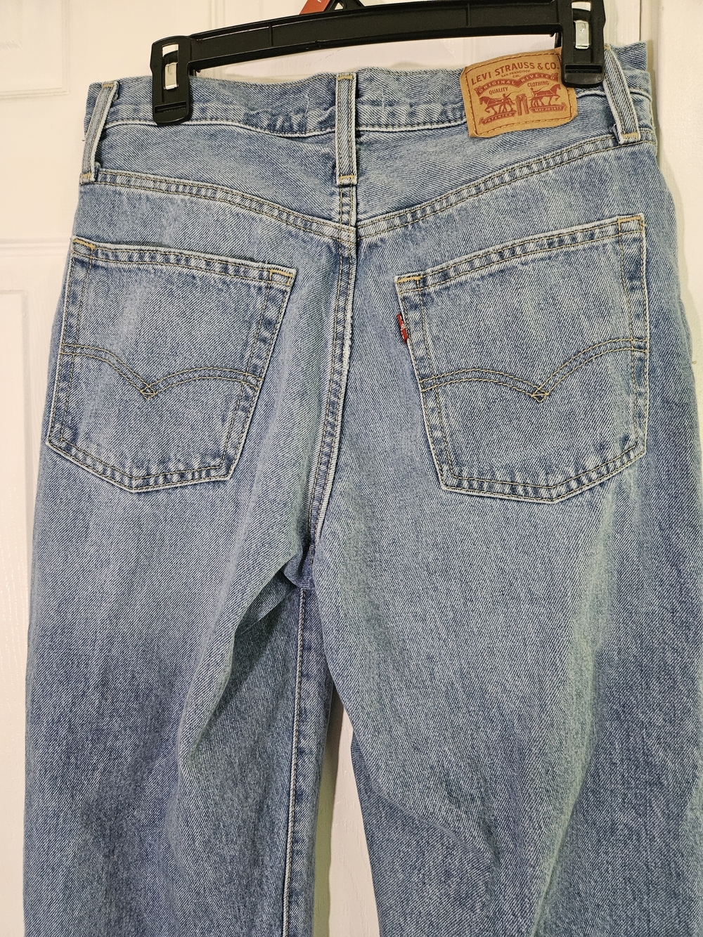 Women's Levi '94 Baggy Jeans - Picture 7 of 12